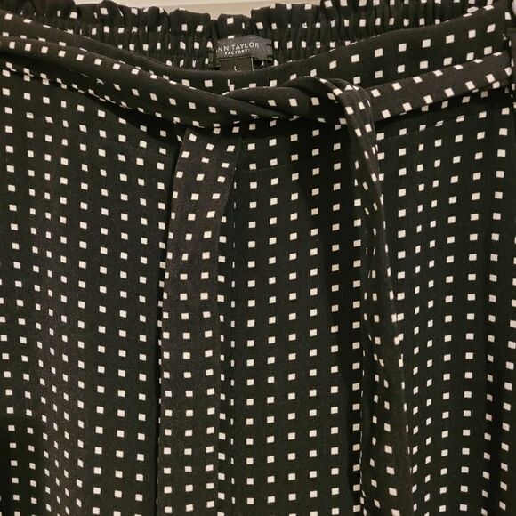 Ann Taylor spotted tie pants - Picture 3 of 5